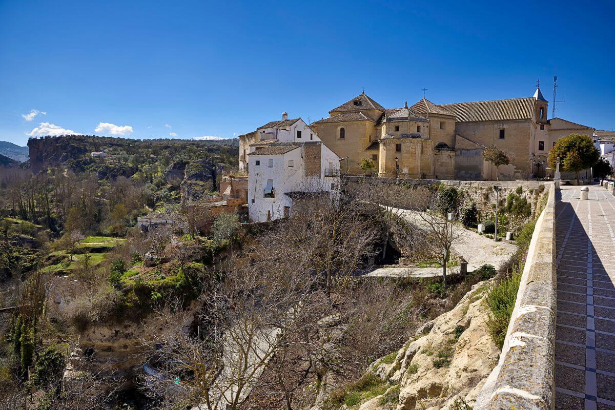 Dos rincones para huir del ruido de la Semana Santa