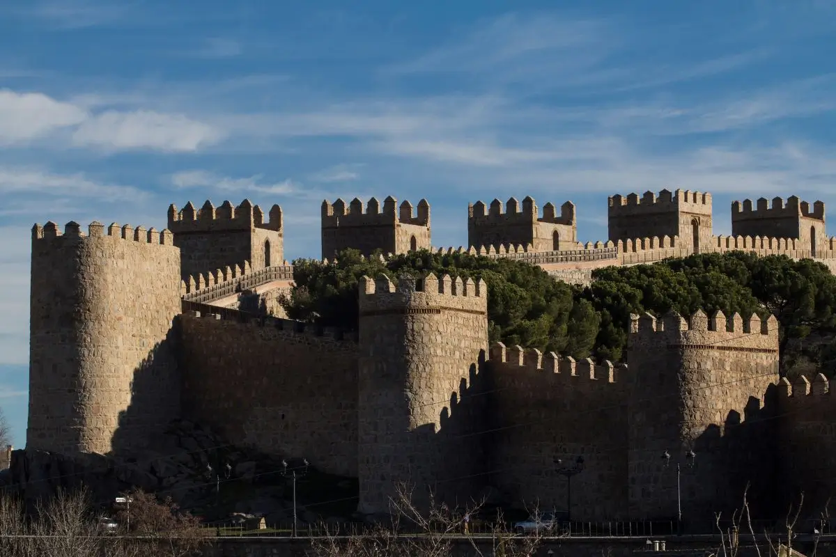 Qué ver en Ávila: lugares clave en la ciudad amurallada